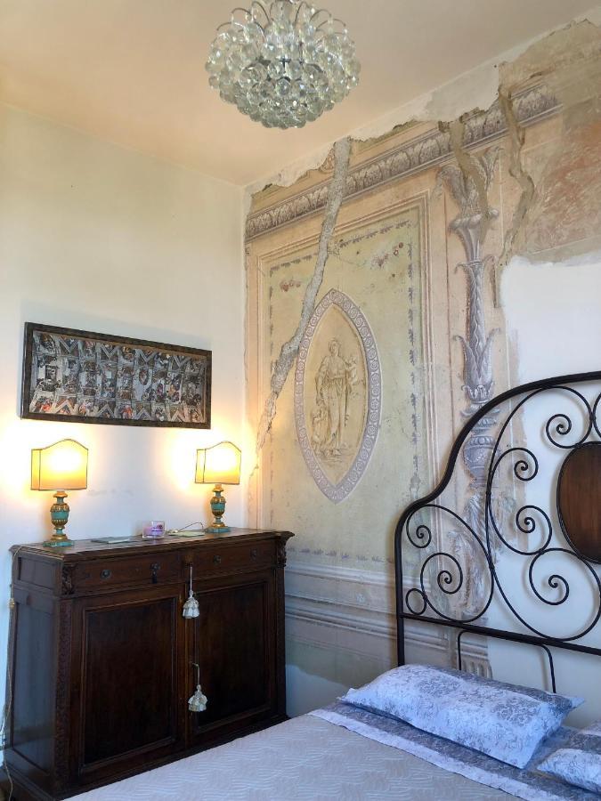 “Attico Garibaldi” Nel Cuore Della Toscana Sinalunga Extérieur photo
