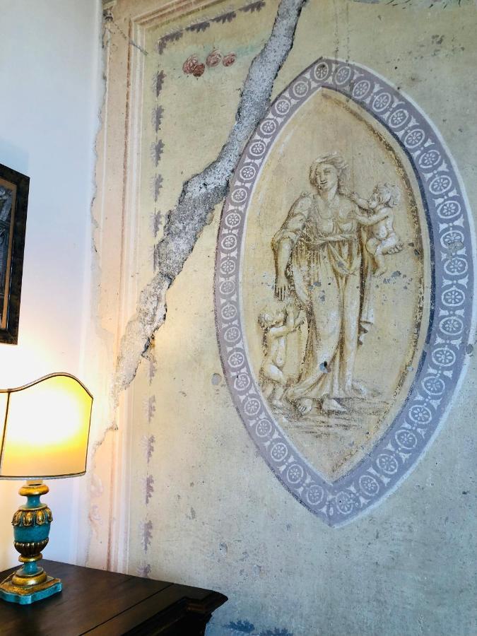 “Attico Garibaldi” Nel Cuore Della Toscana Sinalunga Extérieur photo